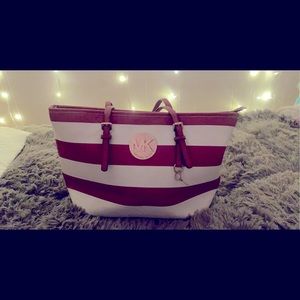 White/Red MK purse, gently used, good condition